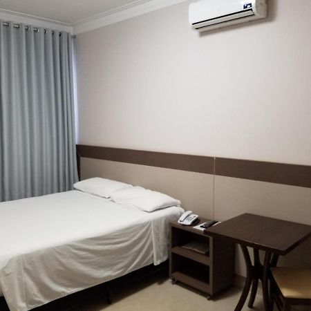 Hotel Cadori Paicandu Εξωτερικό φωτογραφία